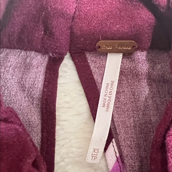 Free People “Say You Love Me Too” Floral Chiffon Top – Size XS (EUC) - Picture 6 of 10